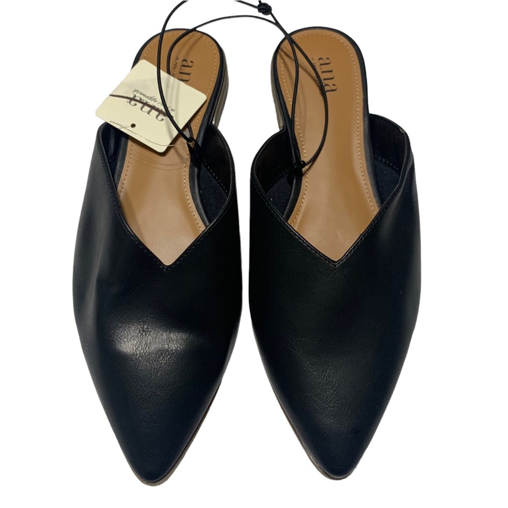 a.n.a Slide On Black Flats NWT Size 9.5 Medium